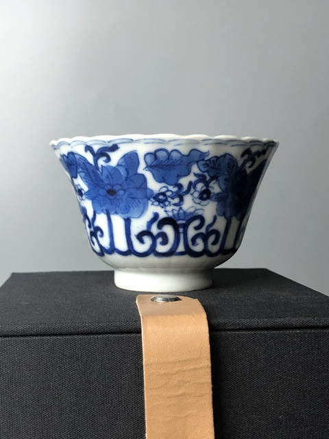 古玩陶瓷(精品花口杯)晚清·青花瓜瓞綿綿·花口杯拍賣,當前價格931元