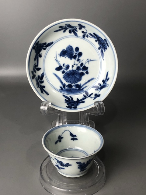 古玩陶瓷(精品杯碟)清康熙·青花三多紋杯碟·套裝拍賣,當前價格1316元
