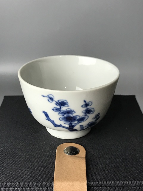 古玩陶瓷(精品花神杯)清康熙·梅花紋青花·花神杯拍賣,當前價格1162元