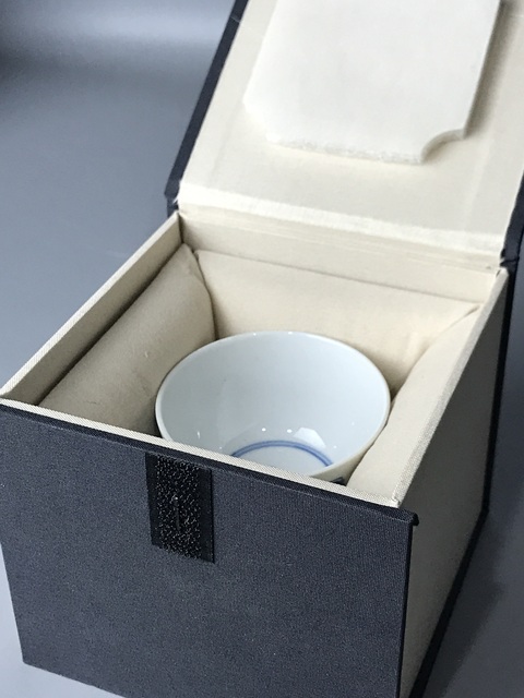 古玩陶瓷(精品花神杯)清康熙·梅花紋青花·花神杯拍賣,當前價格1162元