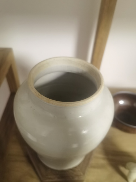 古玩陶瓷甜白釉罐拍賣，當(dāng)前價(jià)格0元