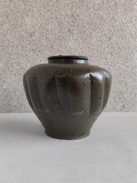 古玩陶瓷磁州窯茶葉末釉瓜楞罐拍賣，當前價格680元
