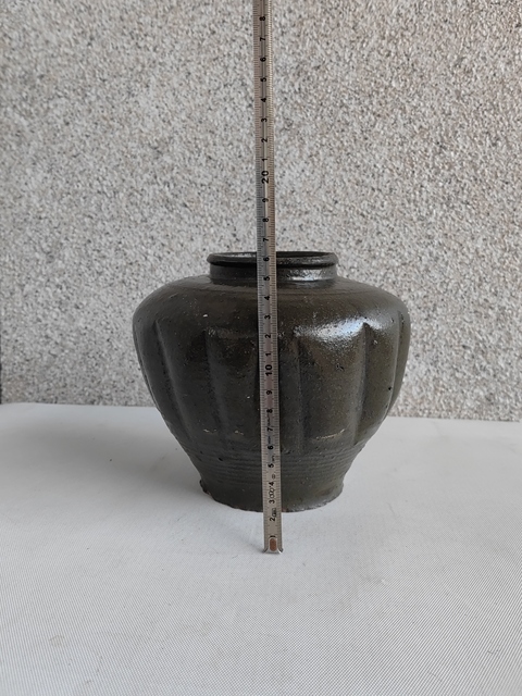 古玩陶瓷磁州窯茶葉末釉瓜楞罐拍賣，當前價格680元