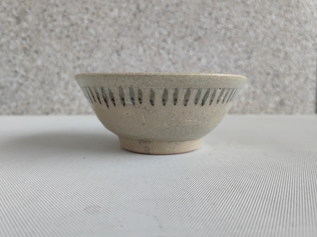 古玩陶瓷青花線條紋碗拍賣,當前價格750元
