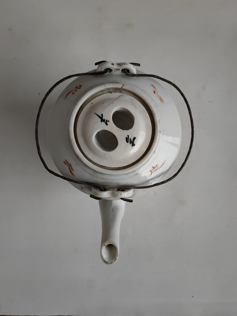 古玩陶瓷粉彩博古圖茶壺拍賣,當前價格398元