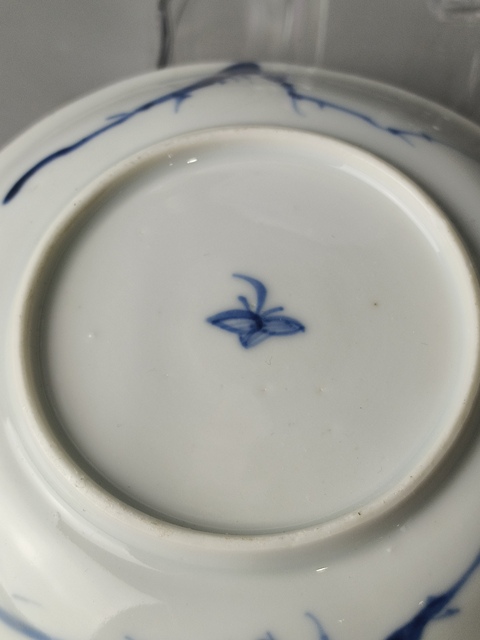 古玩陶瓷康熙·青花山水人物紋碟一對真品鑒賞圖