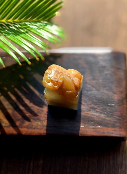 古玩玉器和田玉雕“獸鈕印章”拍賣，當(dāng)前價格3800元