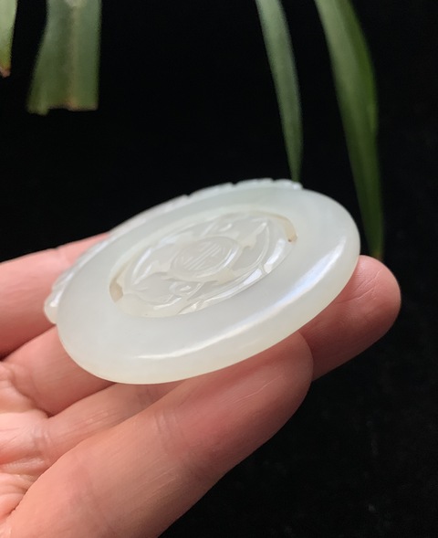 古玩玉器清代和田玉雕“轉芯佩”牌子拍賣,當前價格55000元