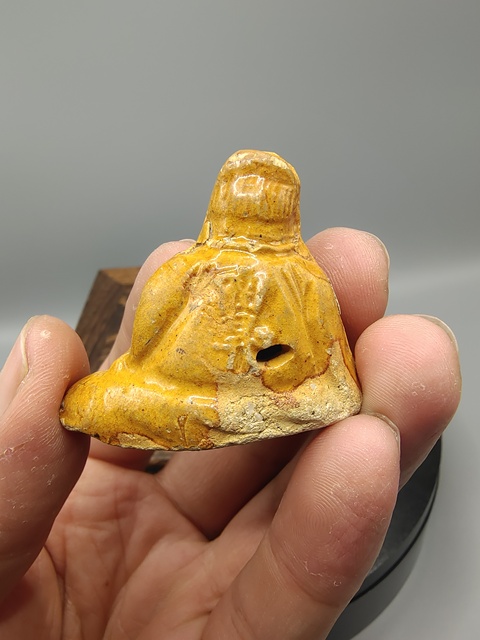 古玩陶瓷明代黃釉壽星造像拍賣,當前價格0元
