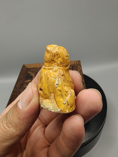 古玩陶瓷明代黃釉壽星造像拍賣,當前價格0元