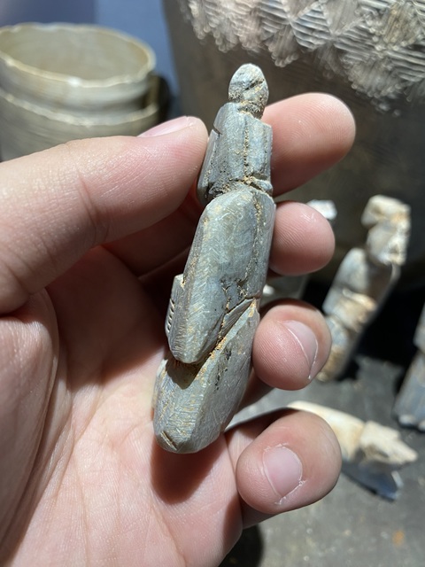 古玩玉器唐宋壽山石雕人物像拍賣,當(dāng)前價格2600元