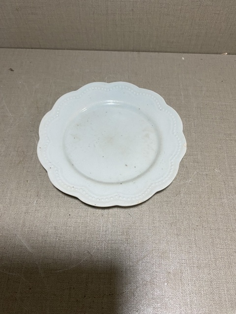 古玩陶瓷白釉花口盤拍賣,當前價格680元