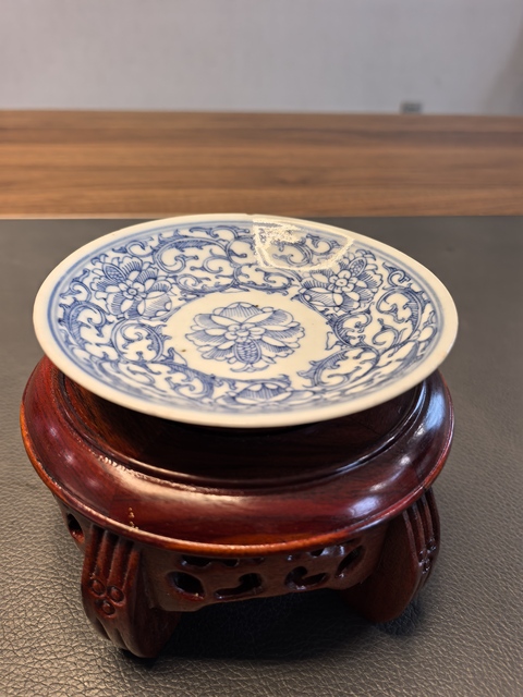 古玩陶瓷大清道光年製官窯本朝款青花淡描花卉紋小筆添拍賣，當(dāng)前價(jià)格650元
