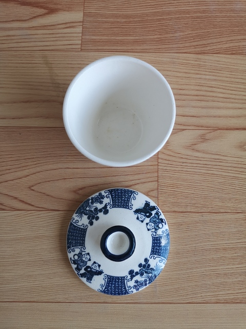 古玩陶瓷嬰戲紋蓋杯拍賣，當前價格168元