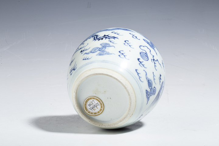 古玩陶瓷清雍正·青花鸞鳳和鳴紋罐拍賣,當前價格5800元