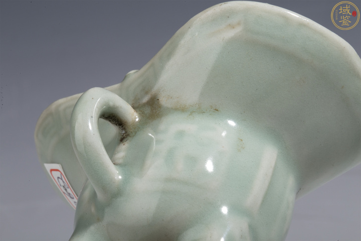 古玩陶瓷民國(guó)·青釉印花小爵杯拍賣(mài),當(dāng)前價(jià)格1369元