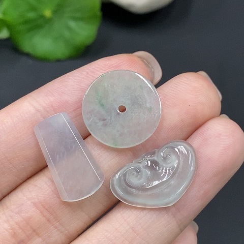 古玩玉器23冰種天然翡翠A貨掛墜(冰種) 一手走拍賣,當前價格650元