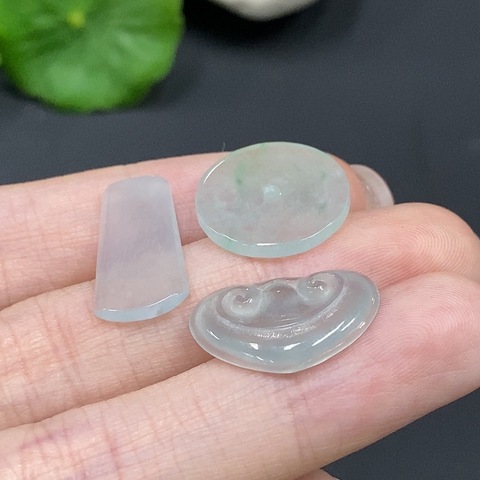 古玩玉器23冰種天然翡翠A貨掛墜(冰種) 一手走拍賣,當前價格650元