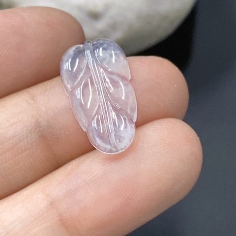 古玩玉器28天然翡翠A貨鑲嵌件 葉子拍賣，當前價格2800元