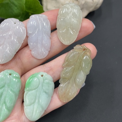 古玩玉器29天然翡翠A貨葉型墜 一手走拍賣,當前價格330元