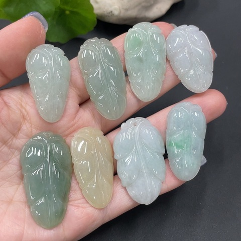 30天然翡翠A貨掛墜  一手走拍賣，當前價格380元