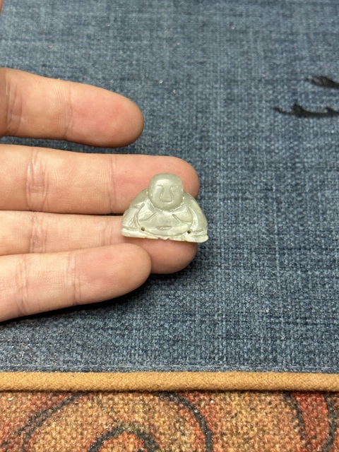 古玩陶瓷清代和田玉彌勒佛拍賣，當(dāng)前價(jià)格180元