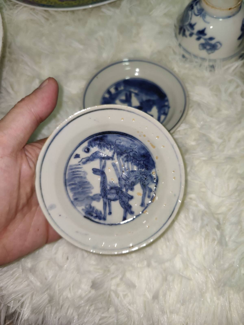 古玩陶瓷明末松鹿同春紋盤一對拍賣,當前價格1000元