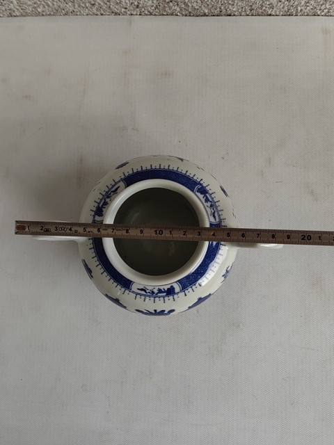 古玩陶瓷出口創(chuàng)匯期青花雙耳罐拍賣(mài),當(dāng)前價(jià)格298元