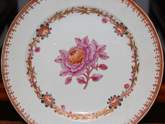 古玩陶瓷清乾隆?胭脂紅彩描金花卉紋盤（精品）拍賣，當前價格1588元