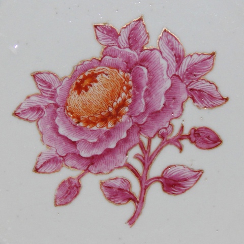 古玩陶瓷清乾隆?胭脂紅彩描金花卉紋盤（精品）拍賣，當前價格1588元