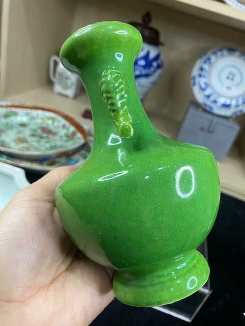 古玩陶瓷晚清魚子綠釉雙象鼻耳洗口瓶拍賣,當前價格3888元