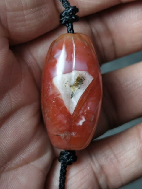 古玩玉器民國甘南紅瑪瑙瓜愣珠拍賣，當(dāng)前價格998元