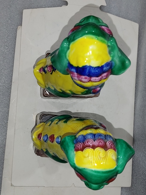 古玩陶瓷素三彩獅子擺件拍賣，當(dāng)前價格988元