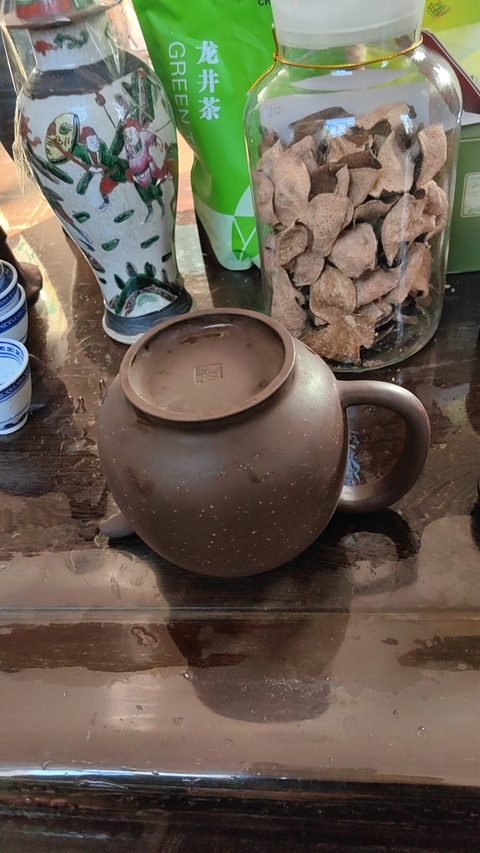 古玩雜項高宮燈壺拍賣,當前價格1000元