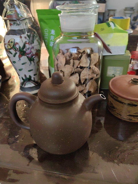 古玩雜項高宮燈壺拍賣,當前價格1000元