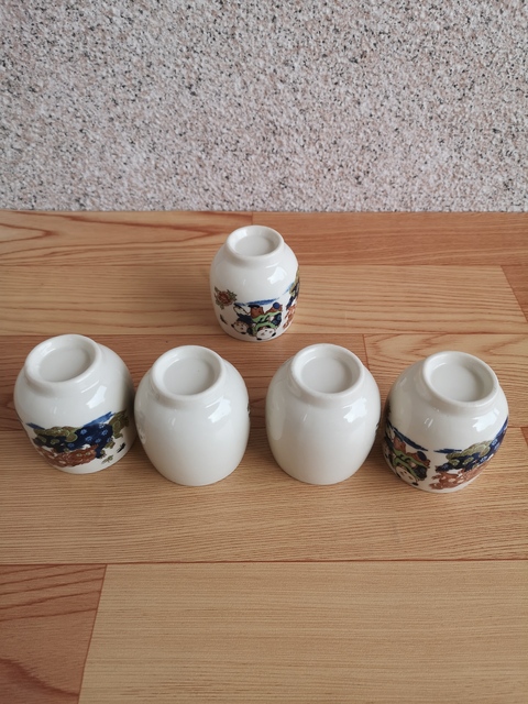 古玩陶瓷嬰戲獅紋杯拍賣,當(dāng)前價(jià)格260元