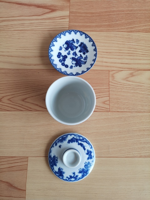 古玩陶瓷嬰戲紋青花三才蓋杯拍賣，當前價格220元
