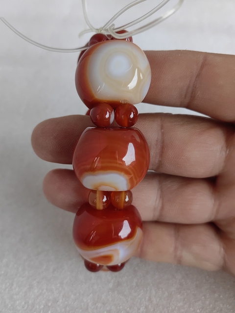 古玩玉器瑪瑙手串拍賣,當前價格450元