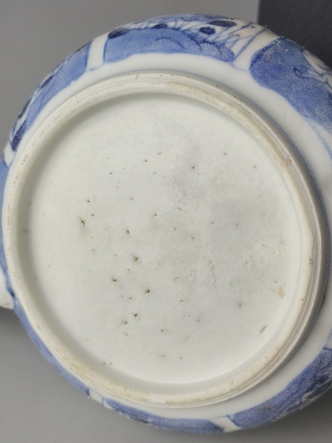 古玩陶瓷康熙·青花開窗花鳥紋壺真品鑒賞圖