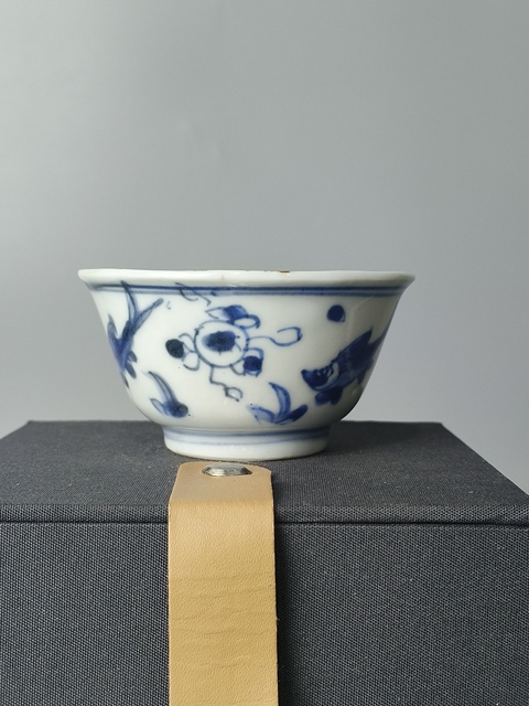 古玩陶瓷(精品主人杯)清康熙·青花魚藻紋·主人杯拍賣,當前價格998元