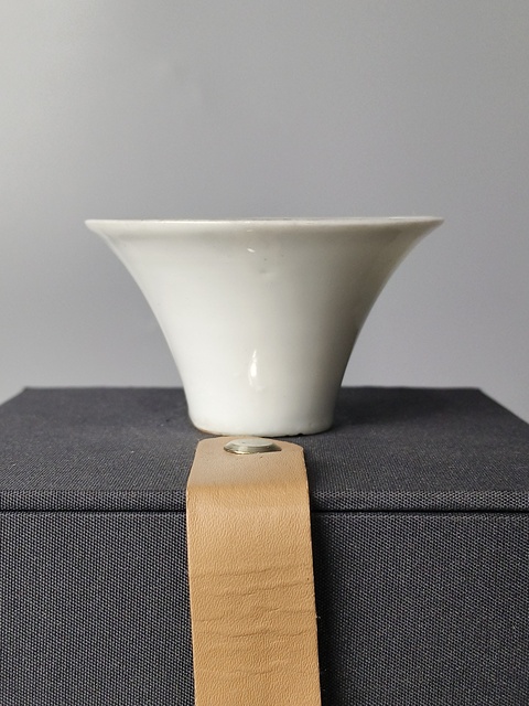古玩陶瓷(精品馬蹄杯)明末清初·甜白釉·馬蹄杯拍賣(mài),當(dāng)前價(jià)格756元