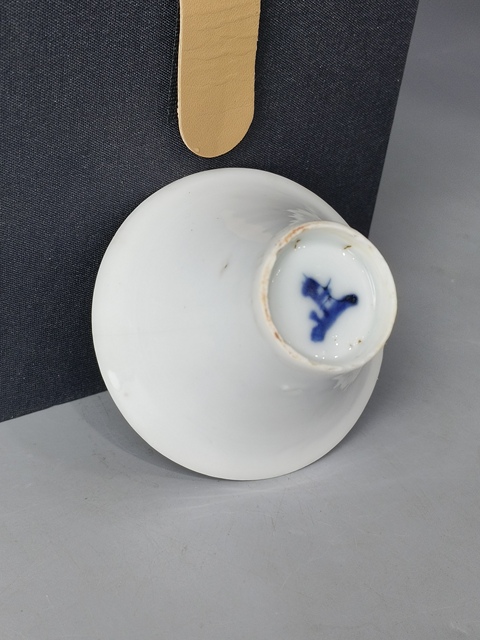 古玩陶瓷(精品馬蹄杯)明末清初·甜白釉·馬蹄杯拍賣(mài),當(dāng)前價(jià)格756元
