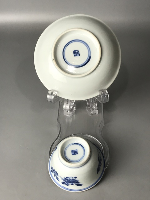 古玩陶瓷(精品杯碟)清·康熙·青花三多紋杯碟·套裝拍賣,當前價格1302元