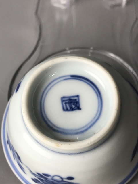 古玩陶瓷(精品杯碟)清·康熙·青花三多紋杯碟·套裝拍賣,當前價格1302元