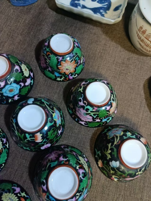 古玩陶瓷琺瑯彩花卉紋杯一套拍賣,當前價格2888元