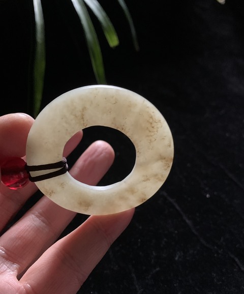 古玩玉器高年份和田玉雕“素紋環”拍賣,當前價格13800元