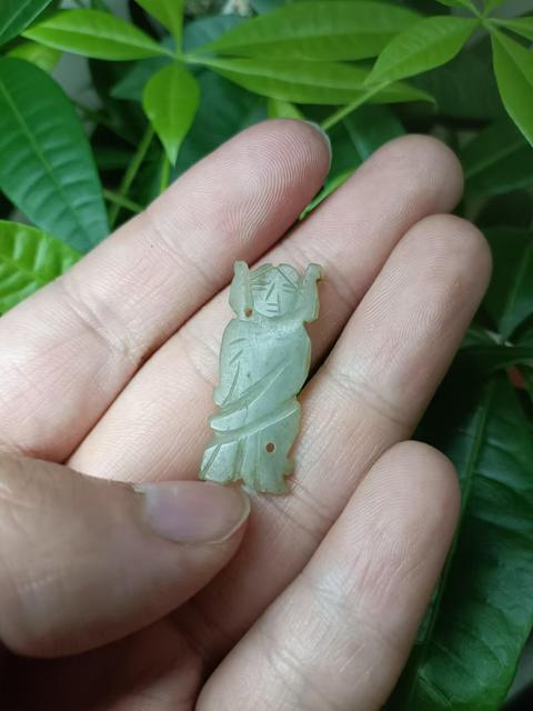 古玩玉器清代和田玉雕“人物花片”拍賣,當(dāng)前價格130元