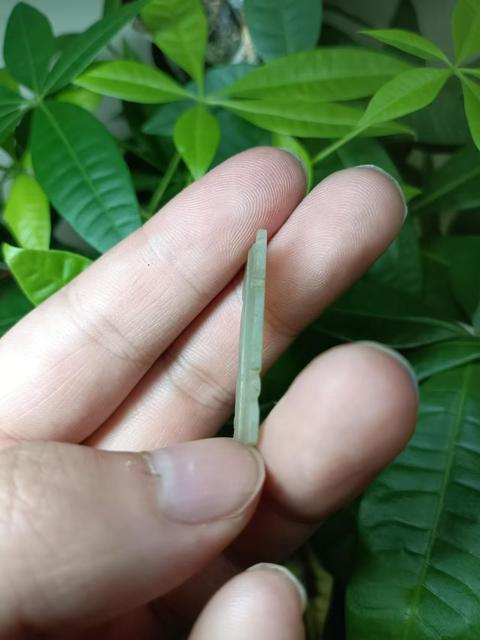 古玩玉器清代和田玉雕“人物花片”拍賣,當(dāng)前價格130元