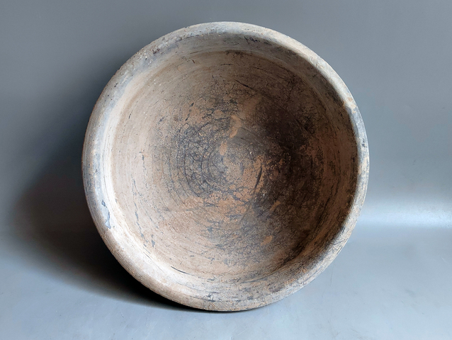 古玩陶瓷唐代弦紋大陶盆(南京博物館同款)拍賣,當前價格450元