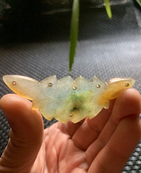 古玩玉器清代天然翡翠三彩“花卉佩”拍賣,當前價格18000元